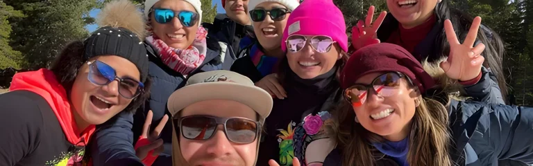 eight people doing a selfie