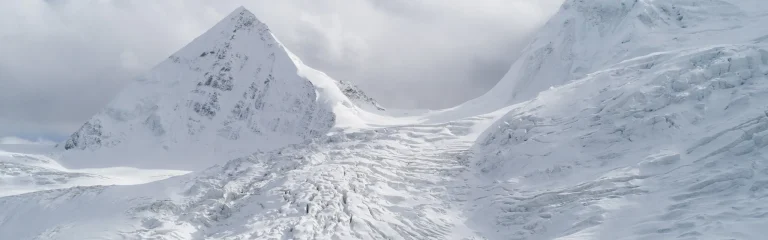 avalanche on the mountain